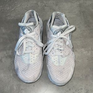 Animal scale Nike Huarache